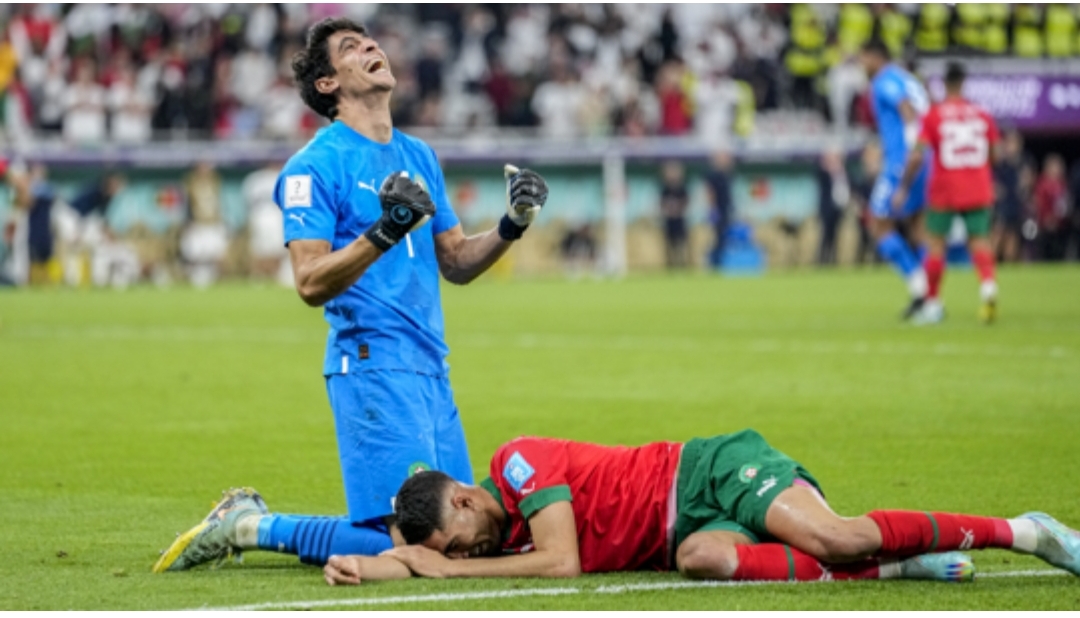 أسد المنتخب الوطني المغربي ” بونو ” يدخل تاريخ كأس العالم