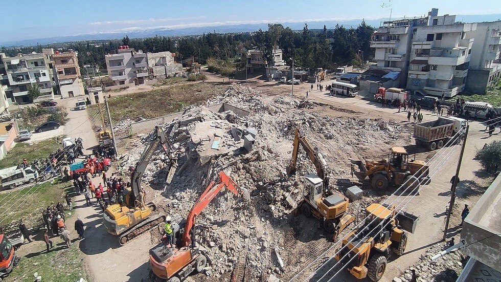 حصيلة جديدة مرشحة للارتفاع للضحايا الفلسطينيين في زلزال سوريا وتركيا