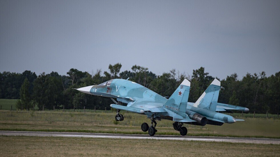 مقاتلات “Su-34” تدمر مقر قيادة لقوات كييف في دونيتسك