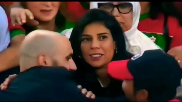 في ظهور نادر لها.. من تكون زوجة وليد الركراكي مدرب منتخب المغرب ؟