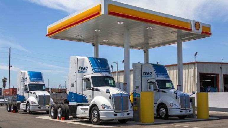 افتتاح أول محطة هيدروجين لتزويد الشاحنات التجارية الثقيلة بكاليفورنيا