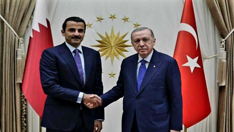 رجب أردوغان وأمير قطر يبحثان مرحلة إعادة إعمار سوريا