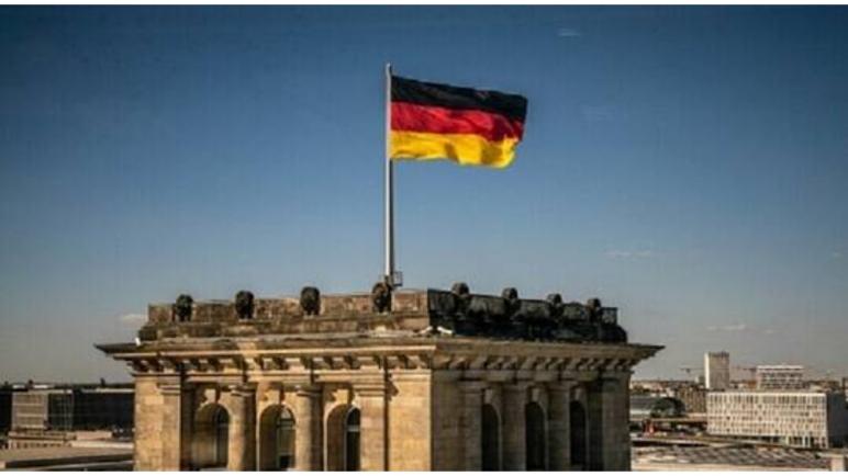 “شبيغل”: المزيد والمزيد من الألمان يثقون بالموقف الروسي