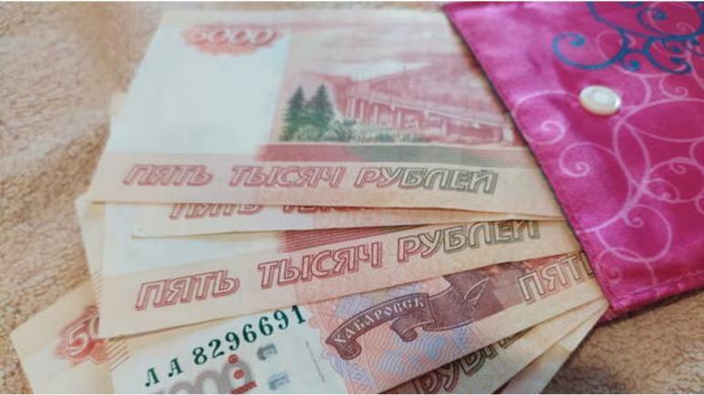 ارتفاع بورصة موسكو بدعم من سهم “سبيربنك”