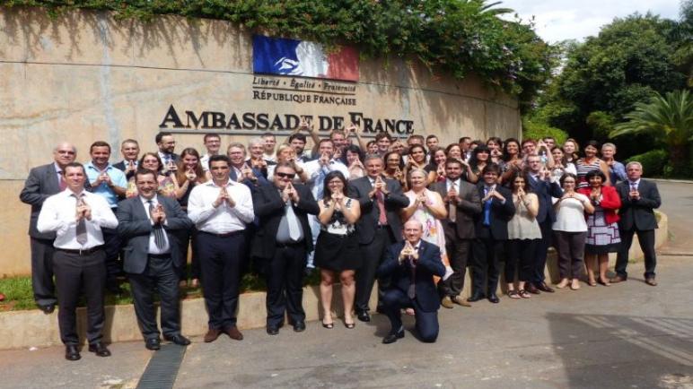 استمرار السفارة الفرنسية بالرباط في استفزاز المغاربة طالبي الحصول على التأشيرة